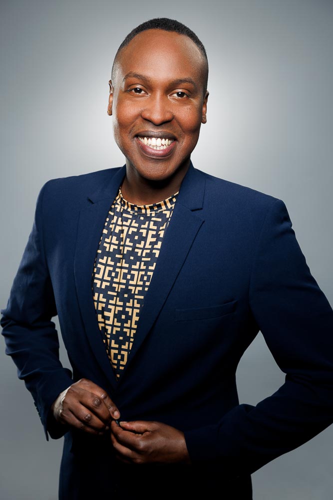 Expression artistique et créative valorisant la personnalité dans un cadre professionnel.