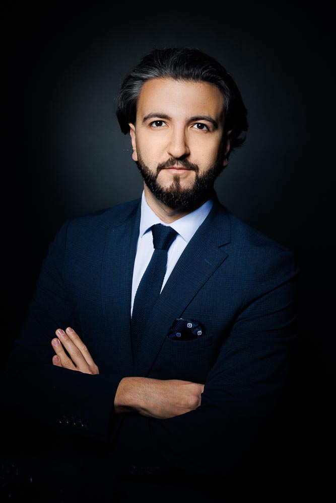 Image professionnelle qui souligne votre identité et ambition sur les réseaux pros