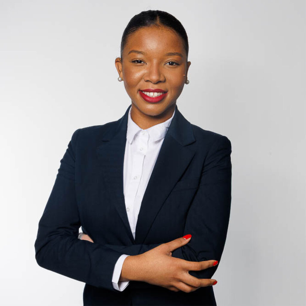 Portrait steward professionnel réalisé par photographe à Paris